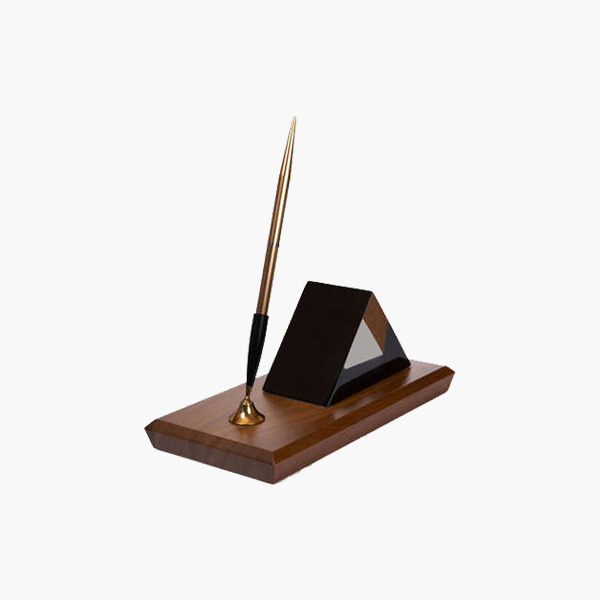 Pyramid Pen Stand
